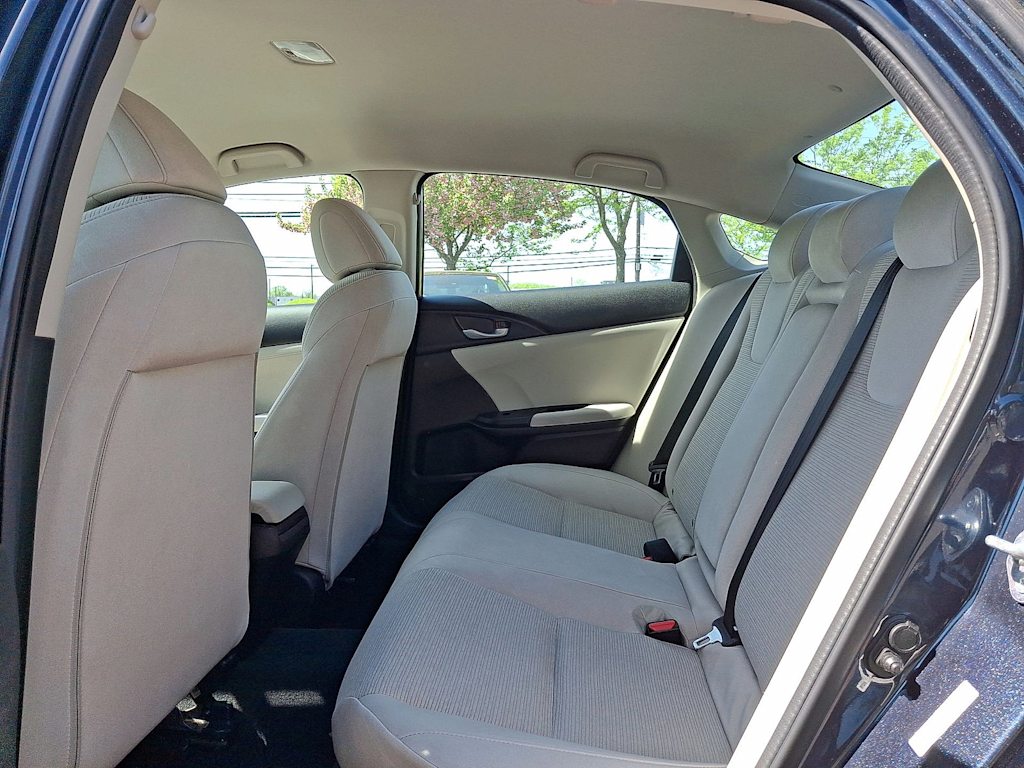 2022 Honda Insight EX 10
