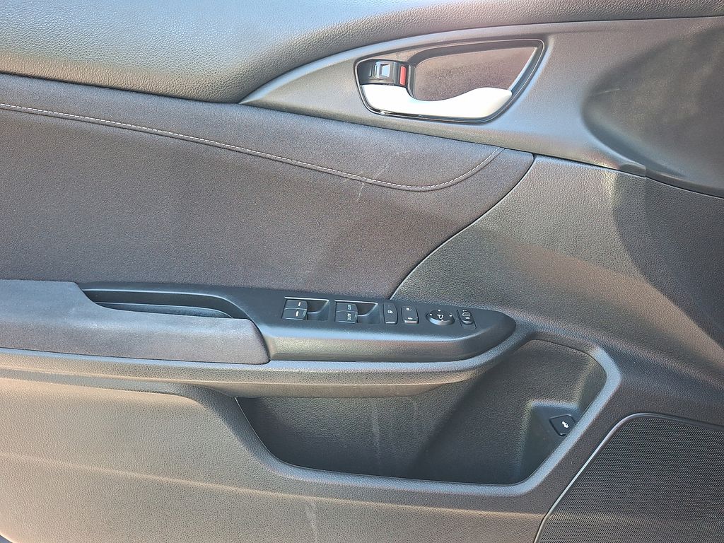 Thumbnail: 2022 Honda Insight - 14
