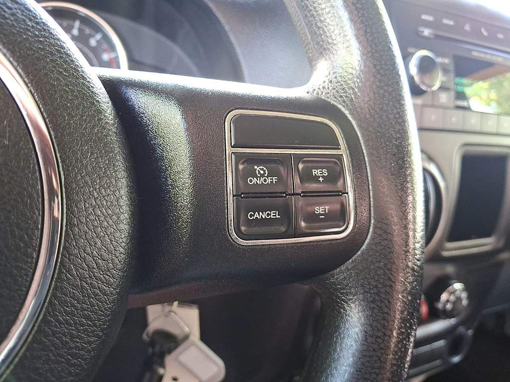 2014 Jeep Wrangler Sport 20