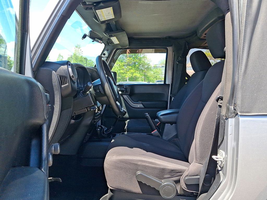 2014 Jeep Wrangler Sport 9