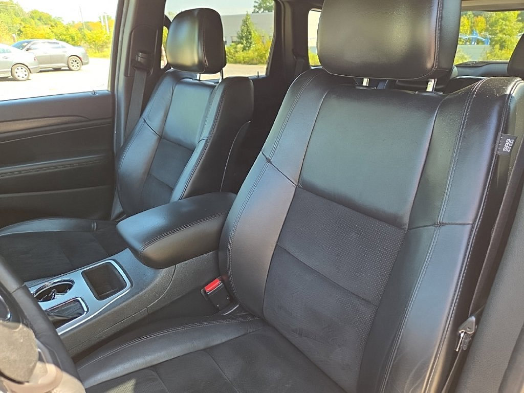 Thumbnail: 2018 Jeep Grand Cherokee - 8