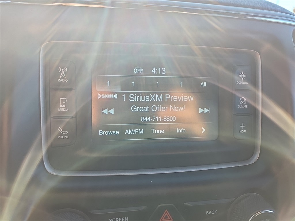 Thumbnail: 2015 Jeep Grand Cherokee - 10