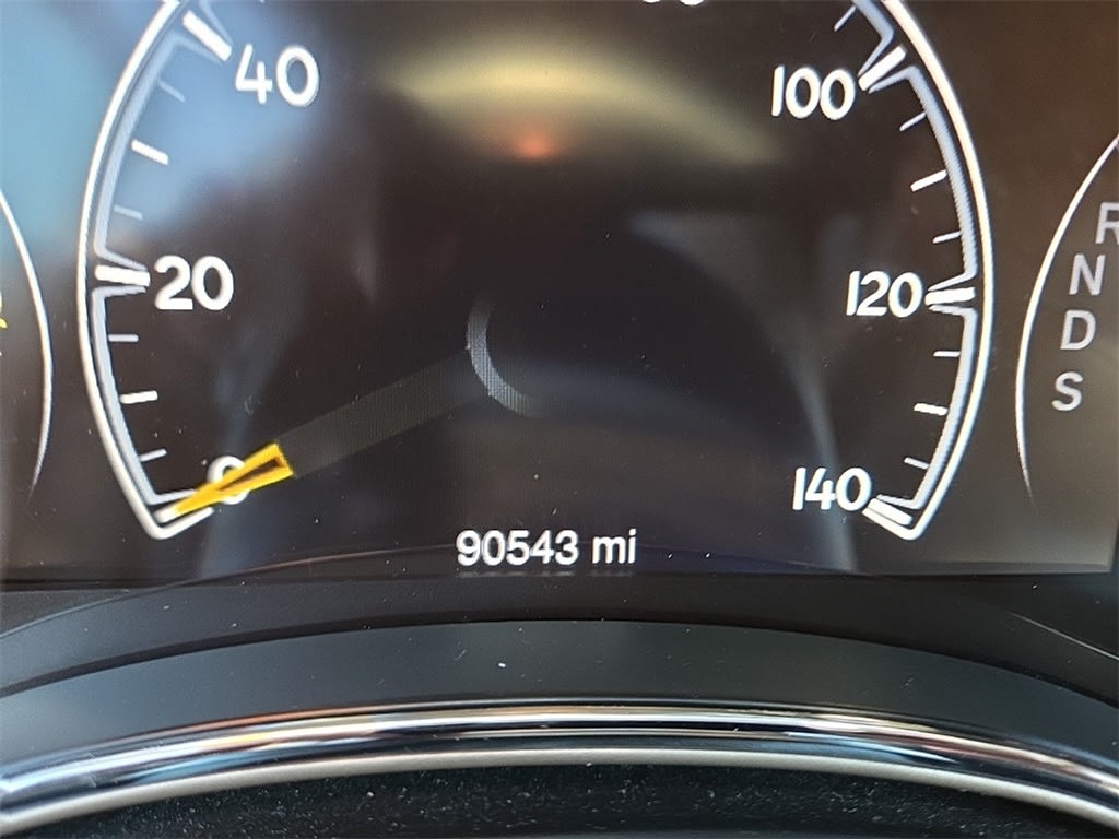 Thumbnail: 2015 Jeep Grand Cherokee - 11