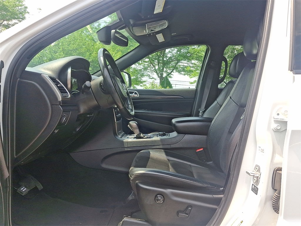 2022 Jeep Grand Cherokee Laredo 9