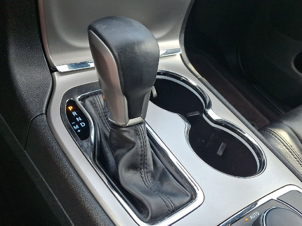 Thumbnail: 2019 Jeep Grand Cherokee - 11