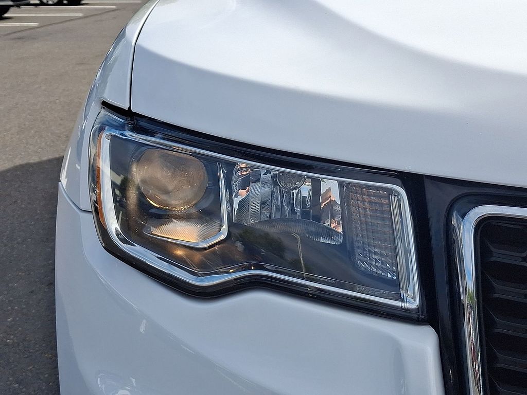 Thumbnail: 2019 Jeep Grand Cherokee - 27