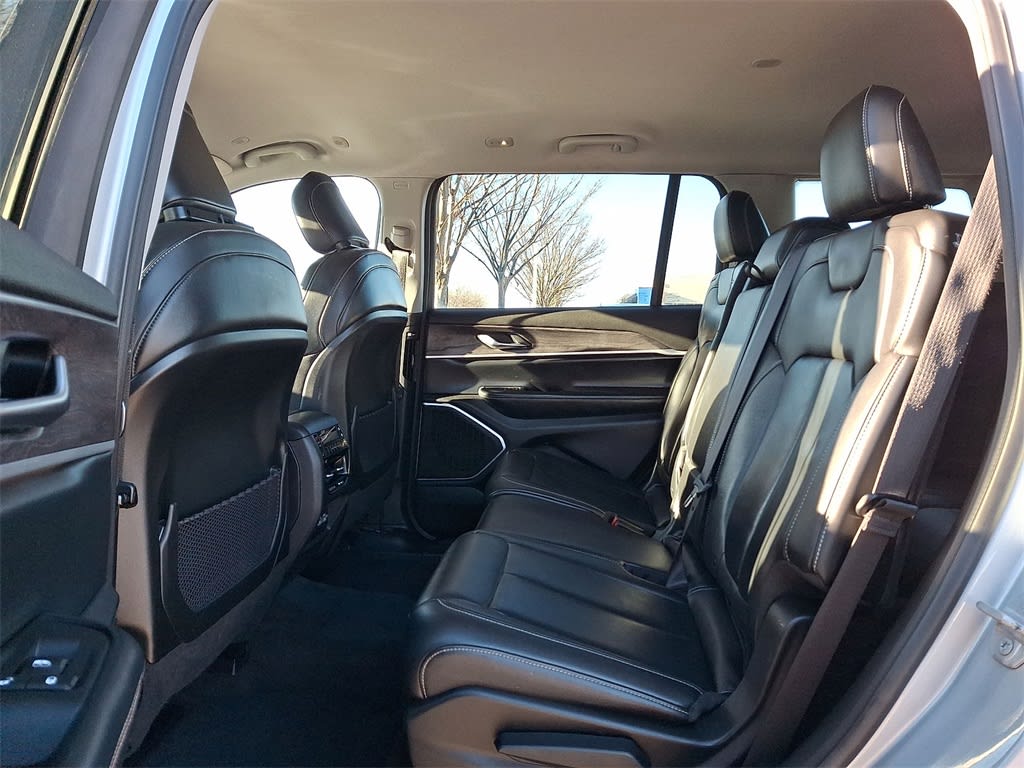 Thumbnail: 2022 Jeep Grand Cherokee L - 9