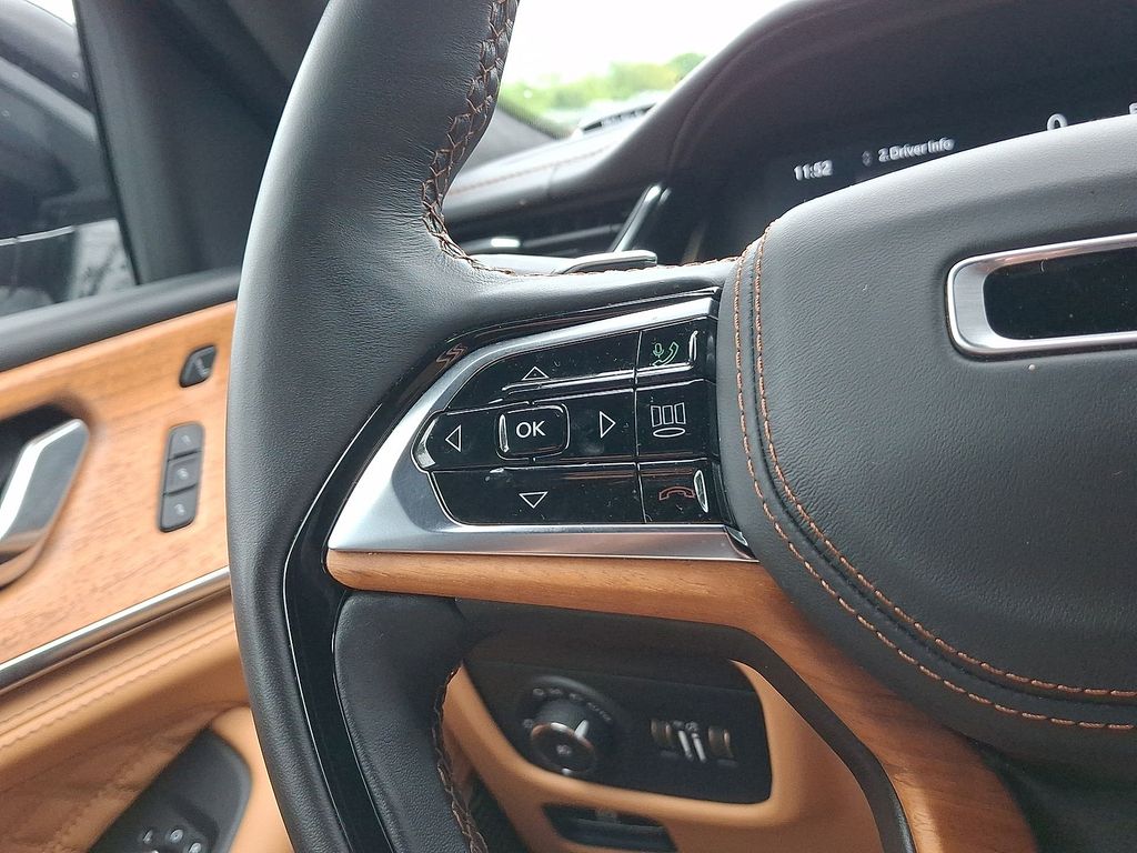 Thumbnail: 2025 Jeep Grand Cherokee L - 20