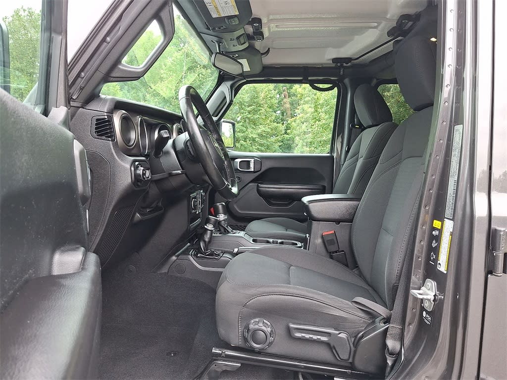 Thumbnail: 2021 Jeep Gladiator - 9