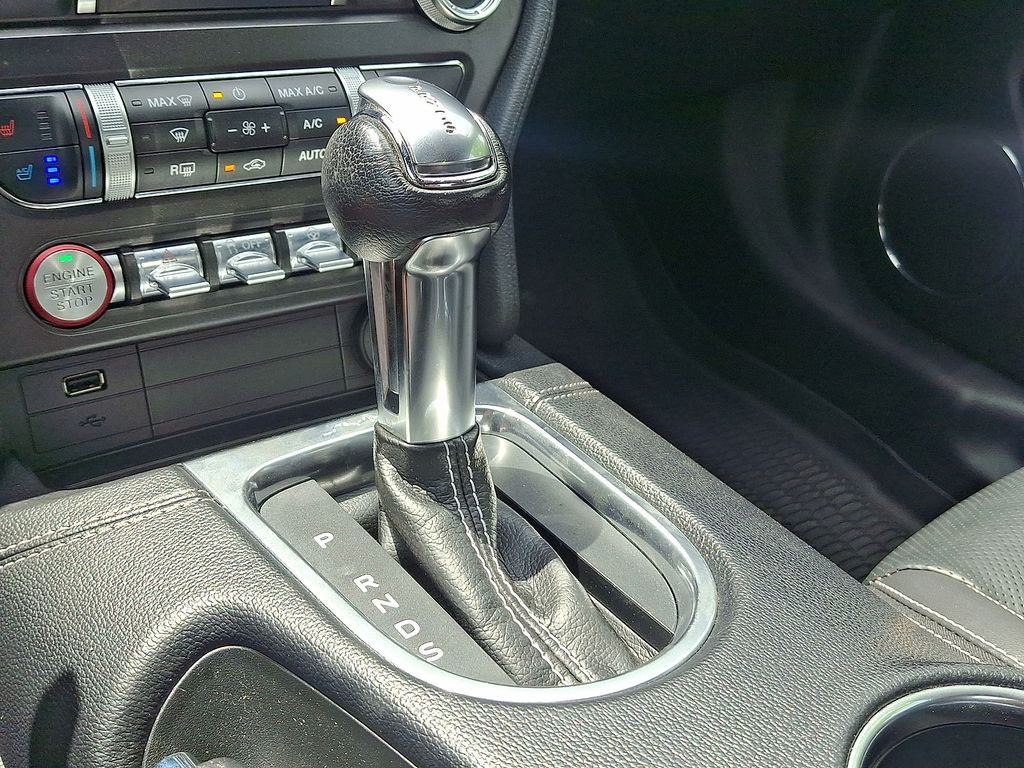 Thumbnail: 2019 Ford Mustang - 12