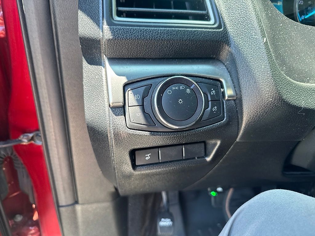 Thumbnail: 2018 Ford Explorer - 22