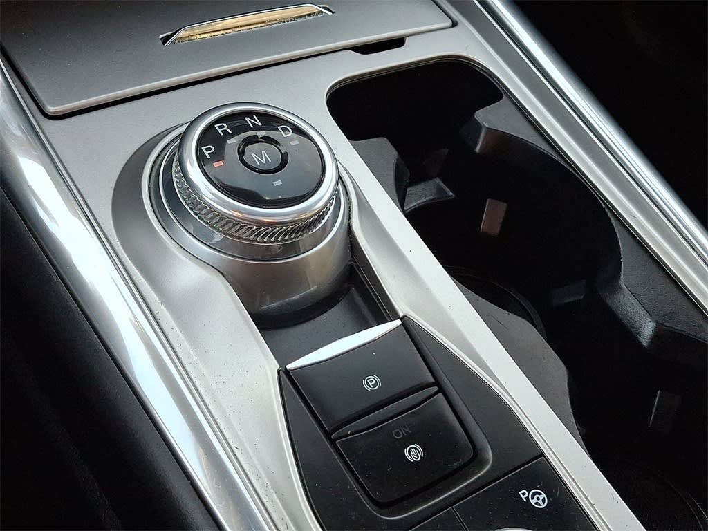 Thumbnail: 2020 Ford Explorer - 12