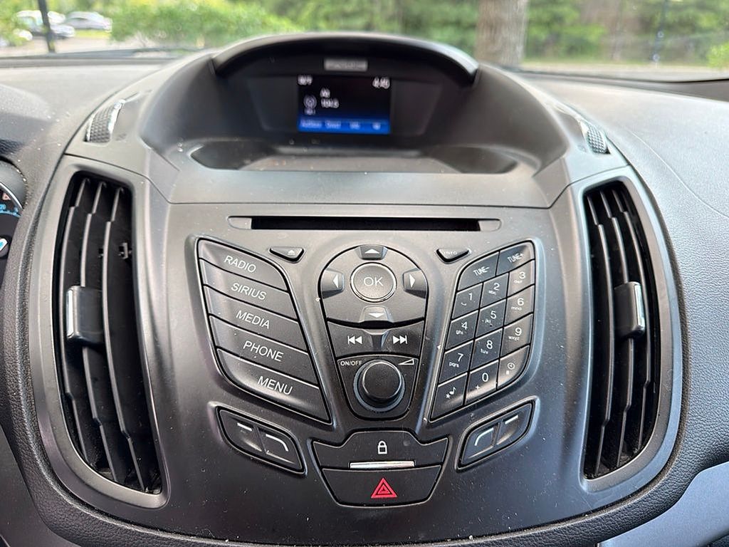 Thumbnail: 2016 Ford Escape - 18