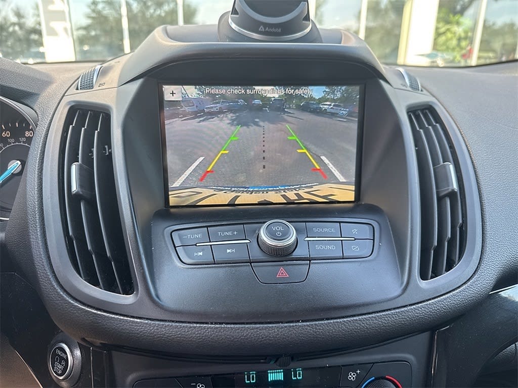 Thumbnail: 2019 Ford Escape - 8