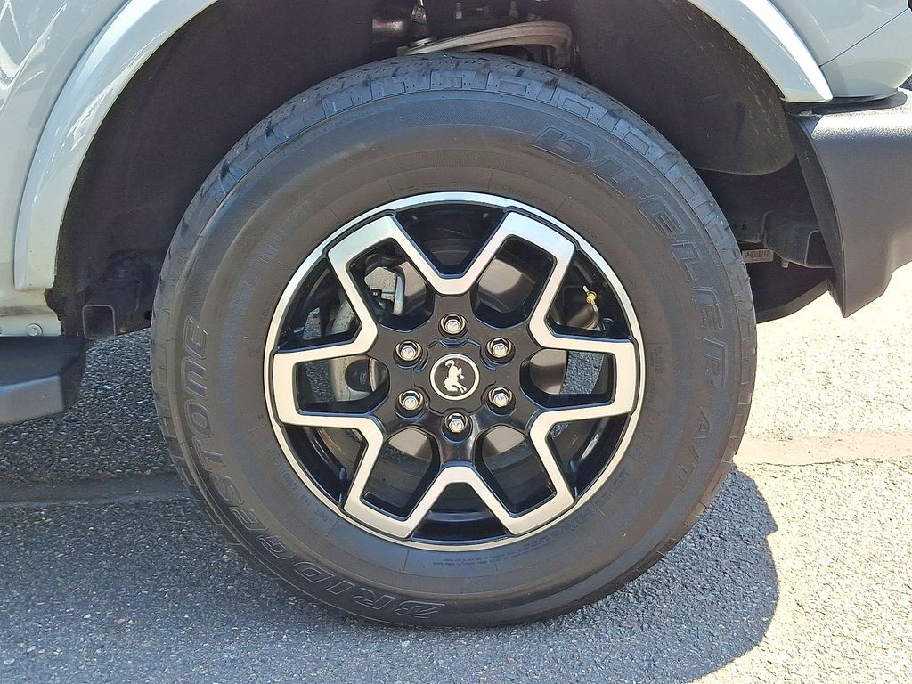 Thumbnail: 2023 Ford Bronco - 7
