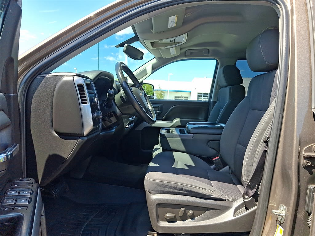 Thumbnail: 2015 Chevrolet Silverado 1500 - 8