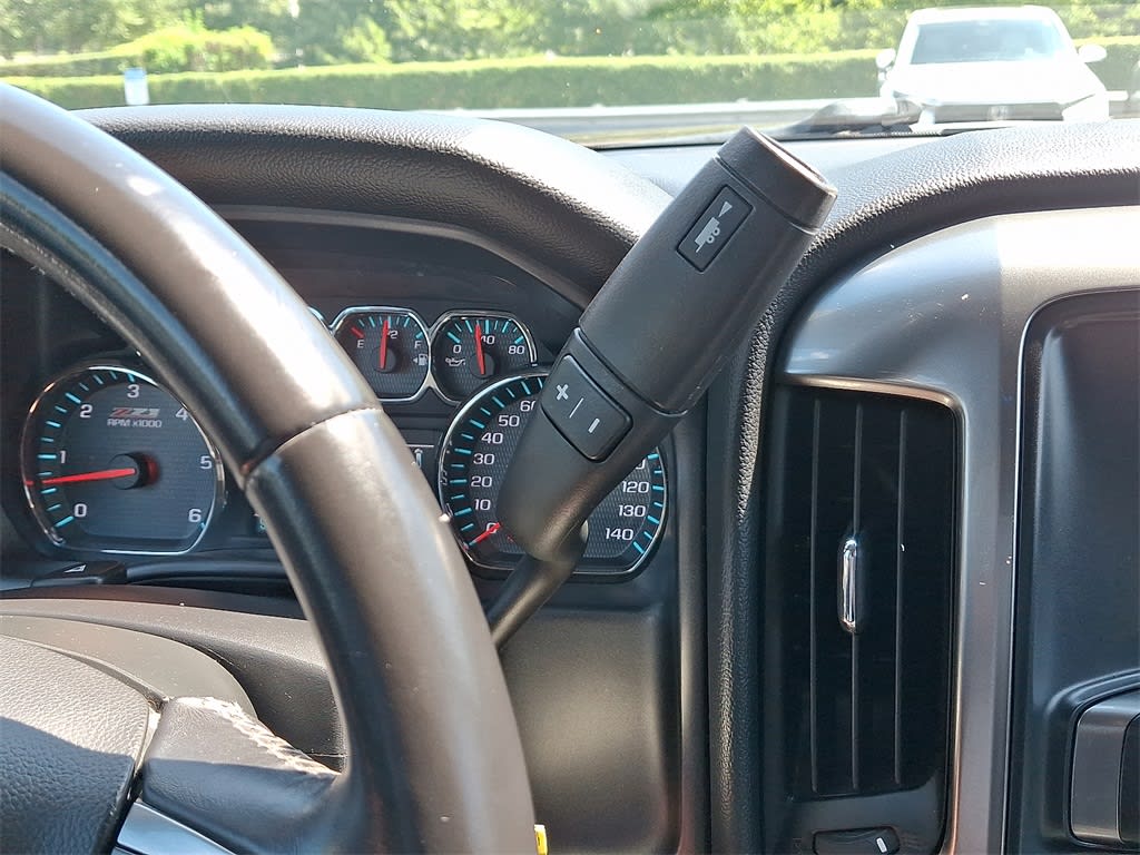 Thumbnail: 2015 Chevrolet Silverado 1500 - 13