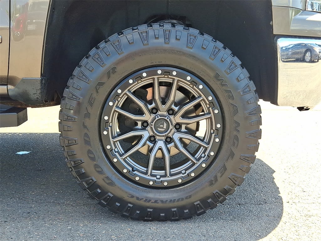 Thumbnail: 2015 Chevrolet Silverado 1500 - 6