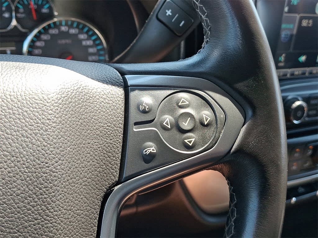 Thumbnail: 2015 Chevrolet Silverado 1500 - 16