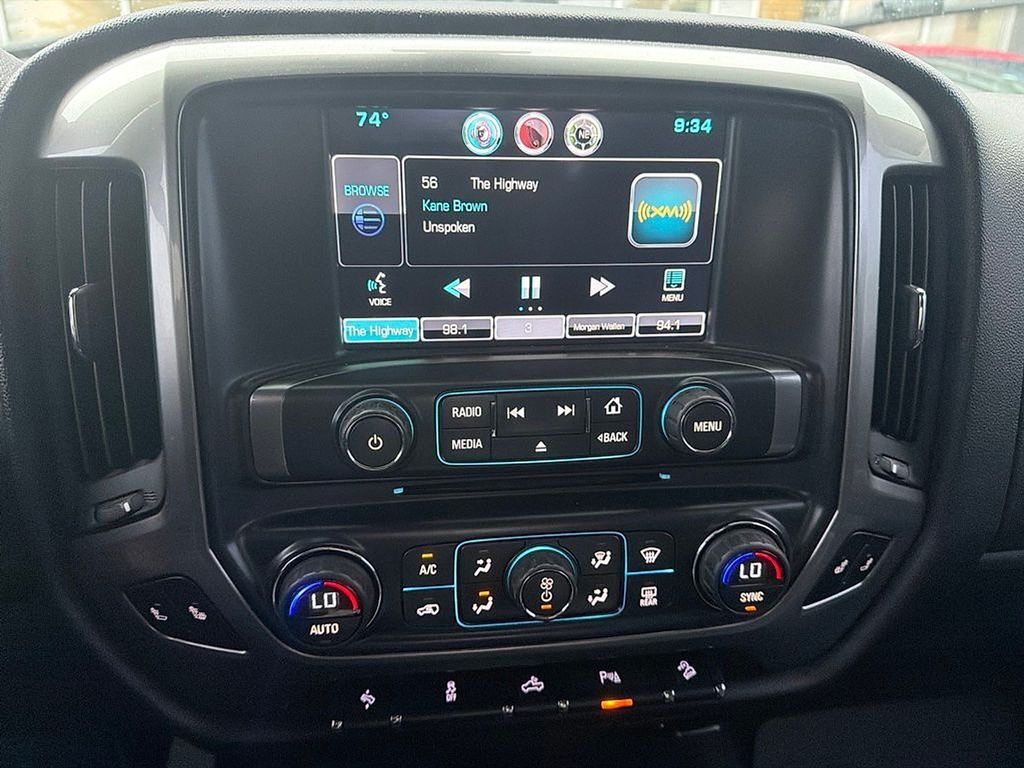 Thumbnail: 2015 Chevrolet Silverado 1500 - 18
