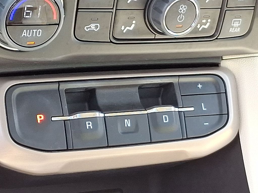 Thumbnail: 2023 GMC Acadia - 25
