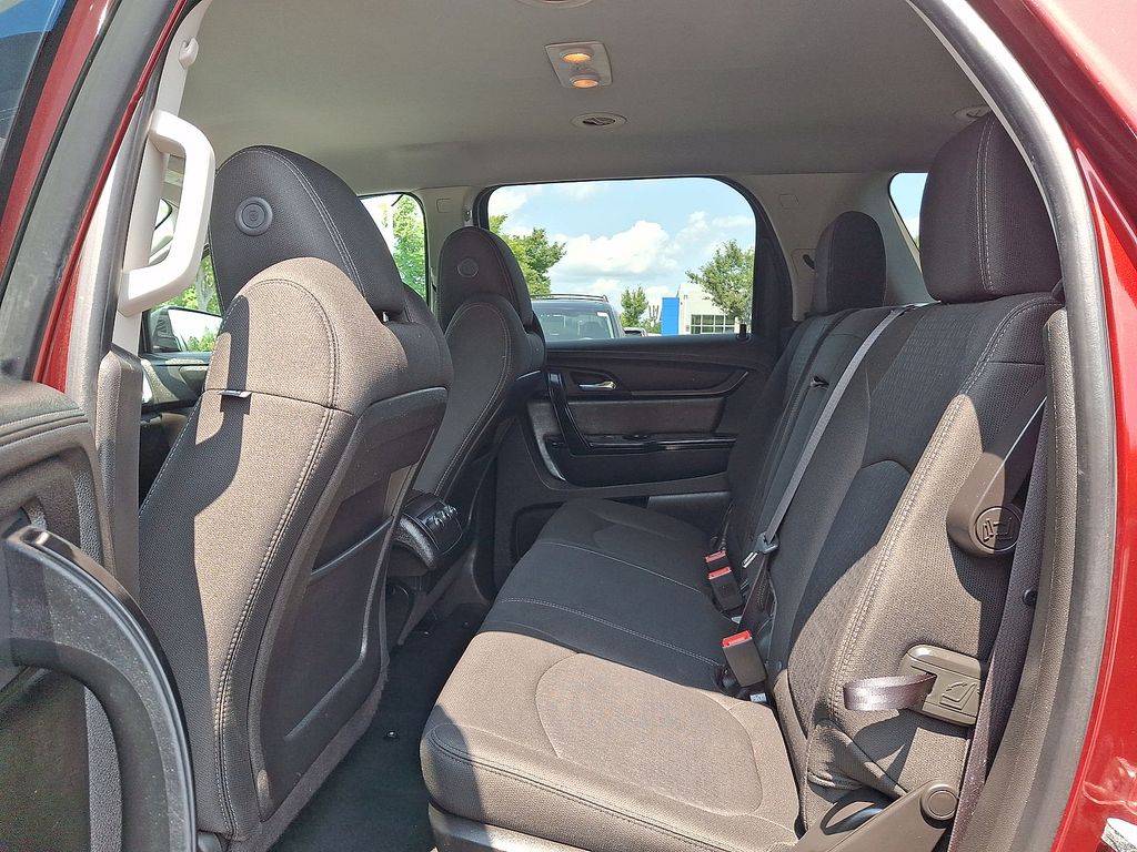 Thumbnail: 2015 GMC Acadia - 9
