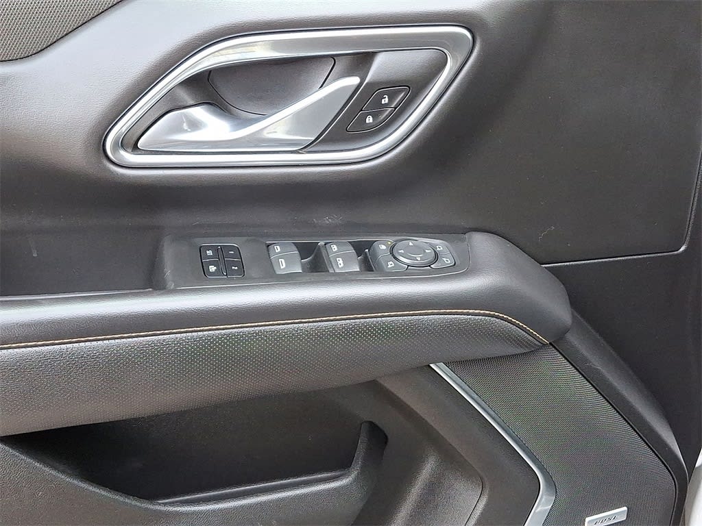 Thumbnail: 2022 GMC Yukon - 18