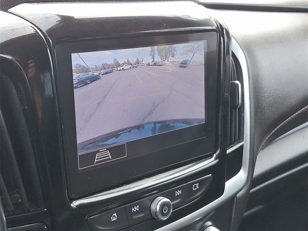 Thumbnail: 2020 Chevrolet Traverse - 17