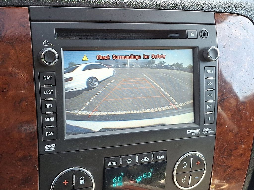 2014 Chevrolet Tahoe LTZ 19