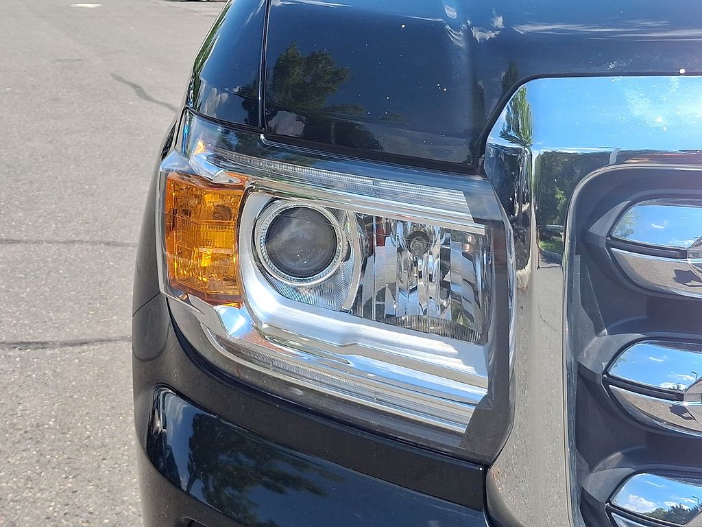 Thumbnail: 2018 GMC Canyon - 27