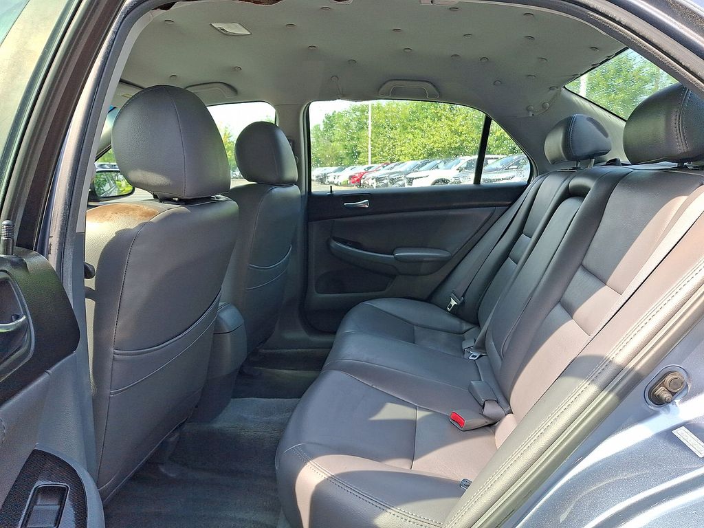 Thumbnail: 2007 Honda Accord - 10