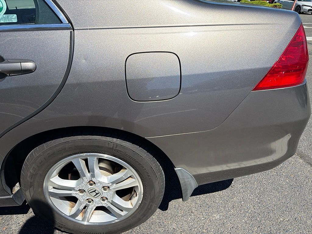 Thumbnail: 2007 Honda Accord - 16