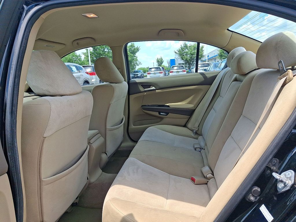 Thumbnail: 2010 Honda Accord - 10