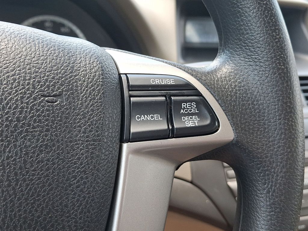 Thumbnail: 2010 Honda Accord - 22