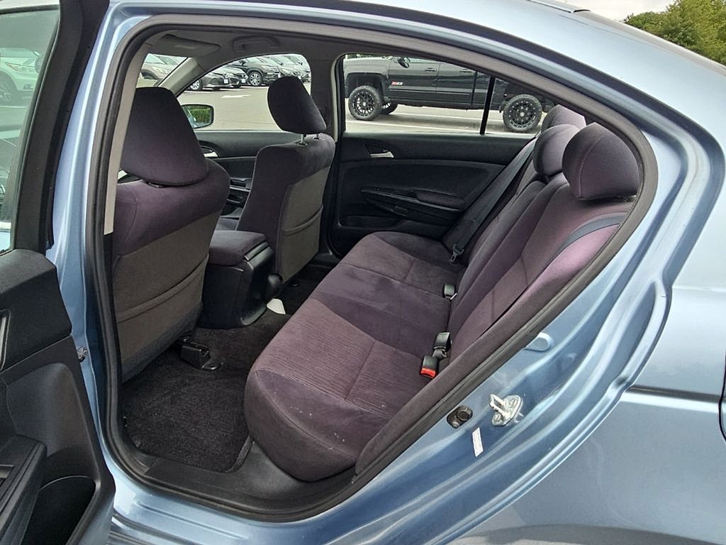 Thumbnail: 2011 Honda Accord - 6
