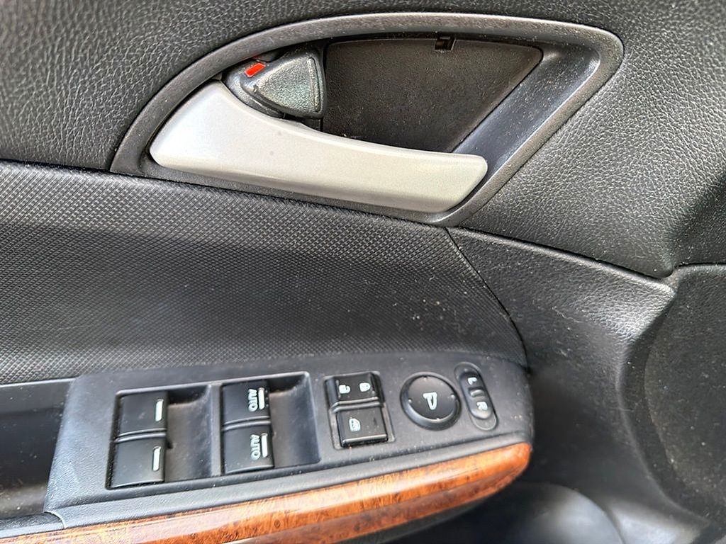 Thumbnail: 2011 Honda Accord - 15