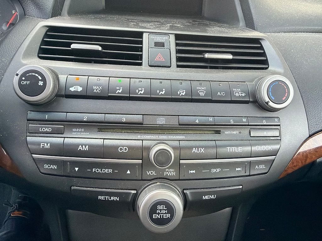 Thumbnail: 2011 Honda Accord - 18