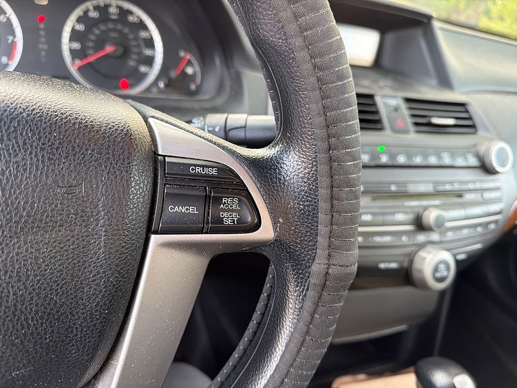 Thumbnail: 2011 Honda Accord - 16