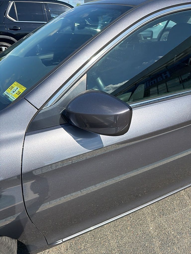 Thumbnail: 2017 Honda Accord - 17