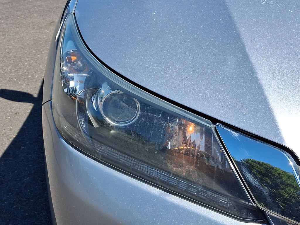 Thumbnail: 2015 Honda Accord - 27