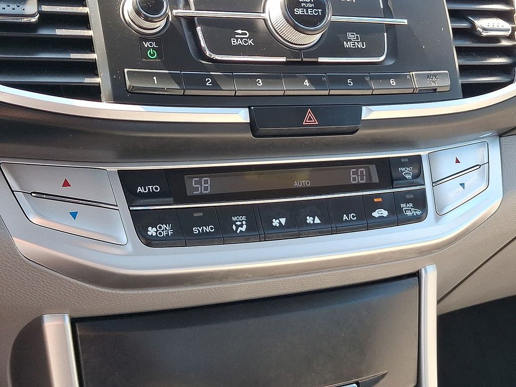 Thumbnail: 2015 Honda Accord - 23