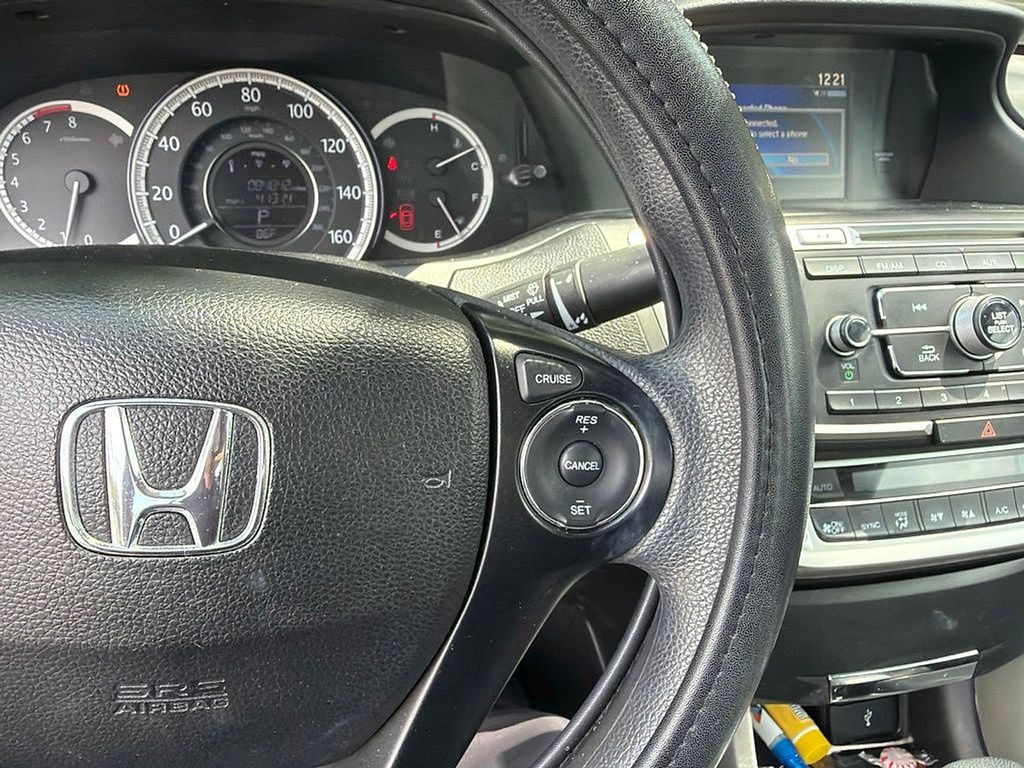 Thumbnail: 2015 Honda Accord - 16