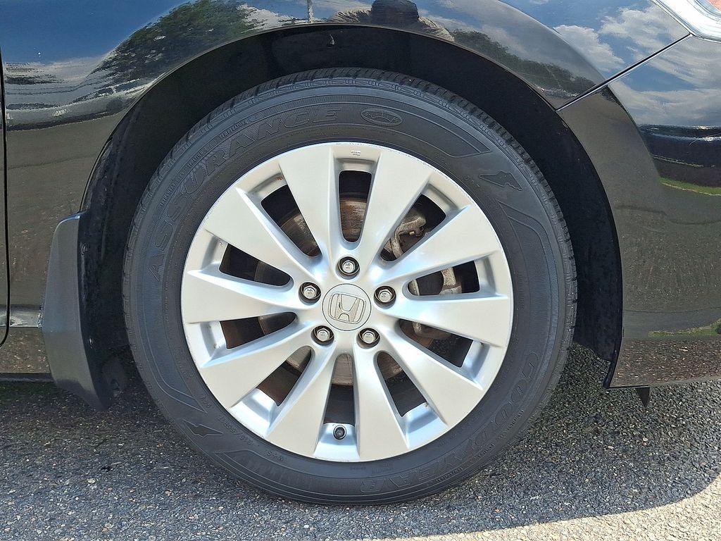 Thumbnail: 2015 Honda Accord - 8