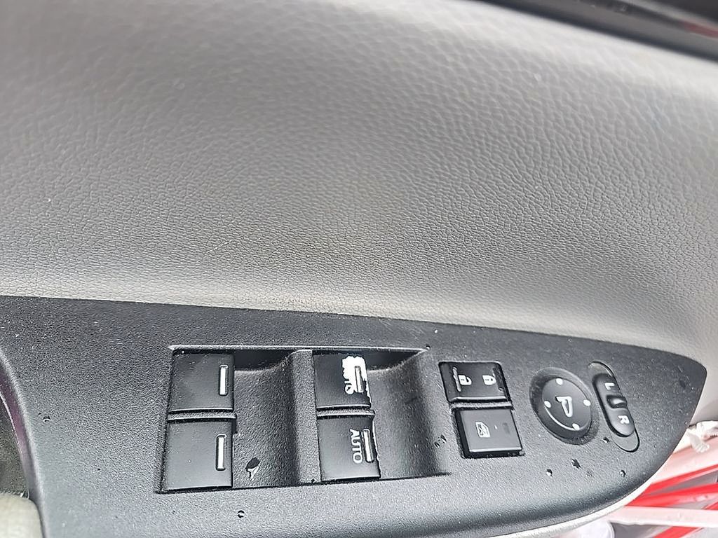 Thumbnail: 2016 Honda Accord - 13