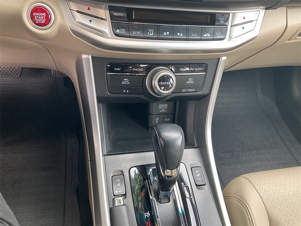 Thumbnail: 2013 Honda Accord - 10