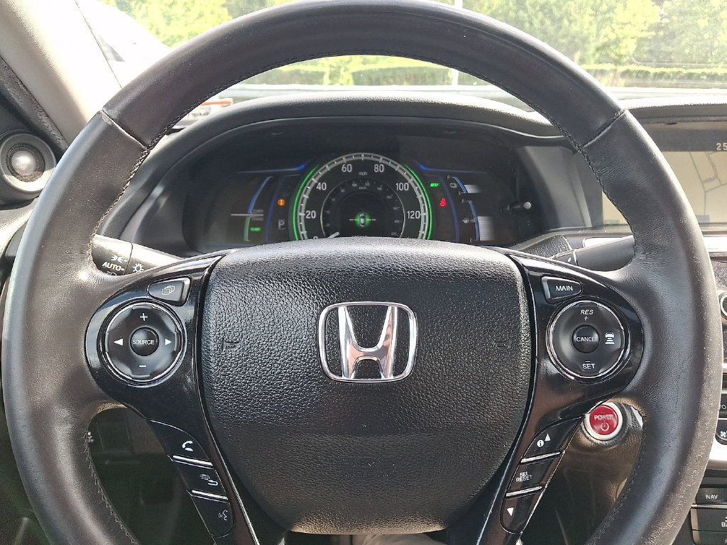 Thumbnail: 2015 Honda Accord - 19