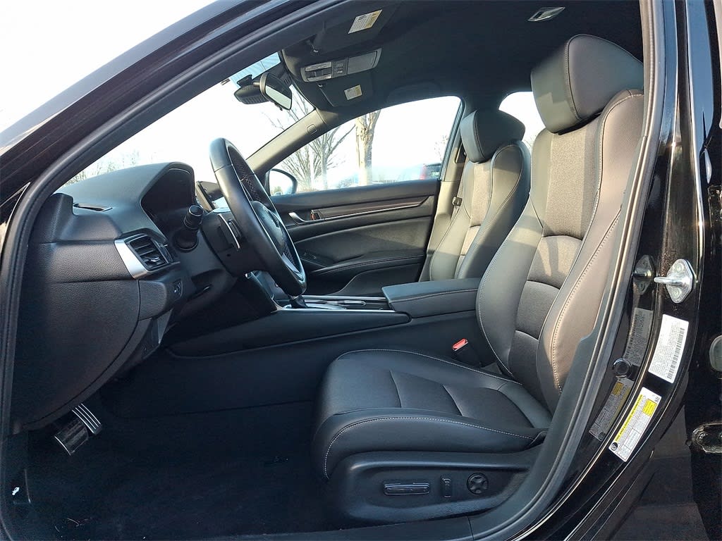 Thumbnail: 2022 Honda Accord - 9