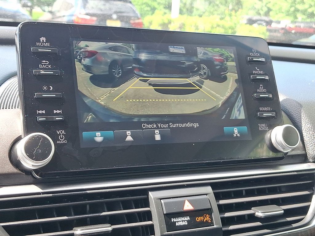 Thumbnail: 2018 Honda Accord - 18