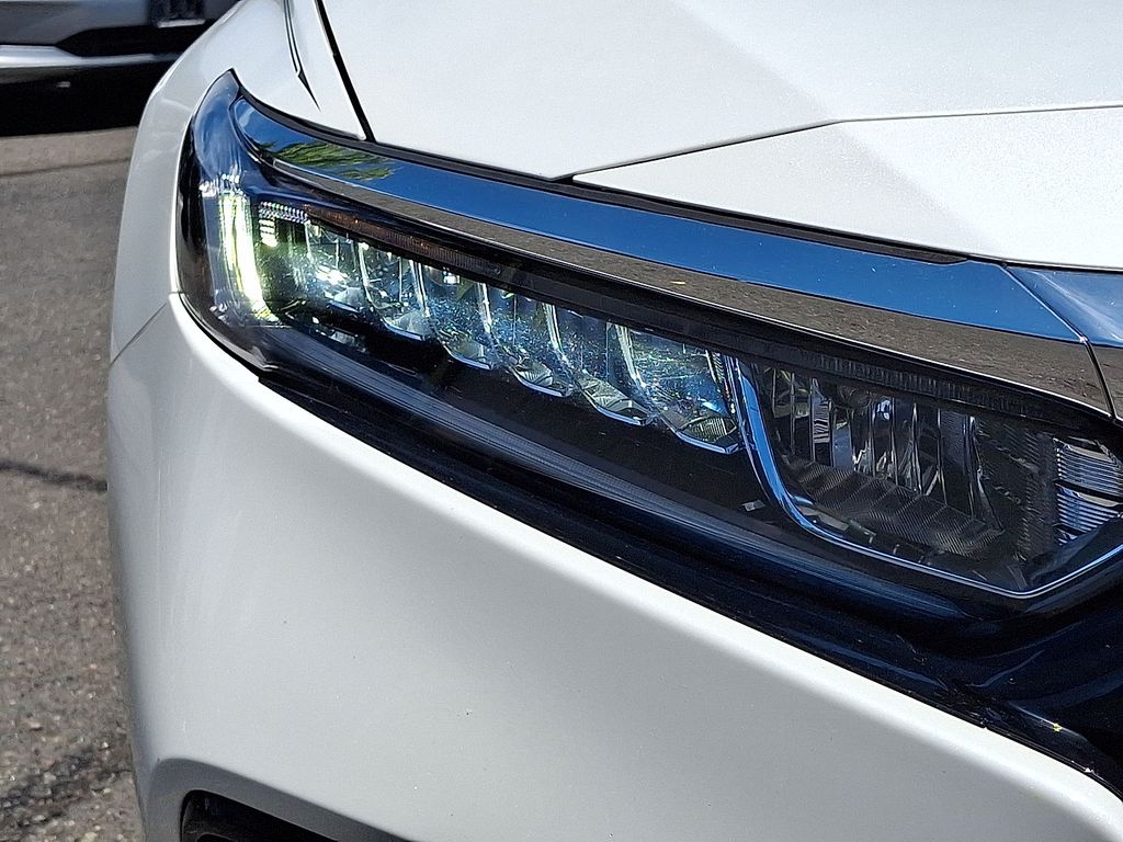 Thumbnail: 2018 Honda Accord - 28