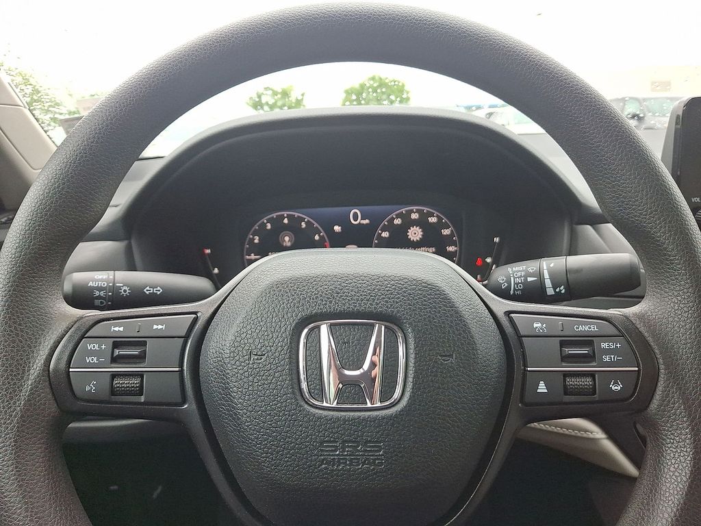 Thumbnail: 2025 Honda Accord - 19